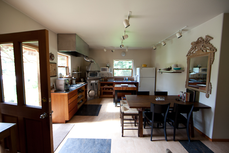 Willows Inn Farmhouse Suite kitchen Willows Inn Farmhouse Suite kitchen